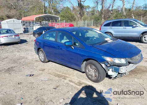 2015 Honda Civic Lx z USA, uszkodzony, nr VIN 19XFB2F5XFE017715